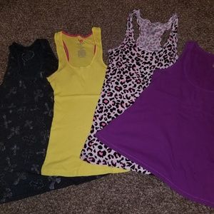 ⭐⭐3 for $10⭐⭐ Bundle of tank tops